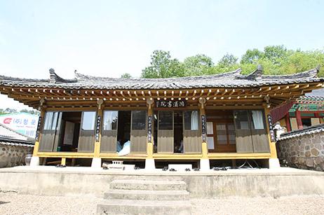 홍포서원과 홍포사